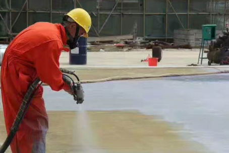 石河子彩色路面喷涂是一种为路面